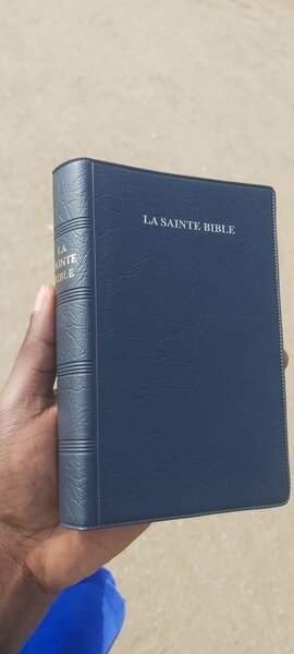Bible chrétienne en cuir
