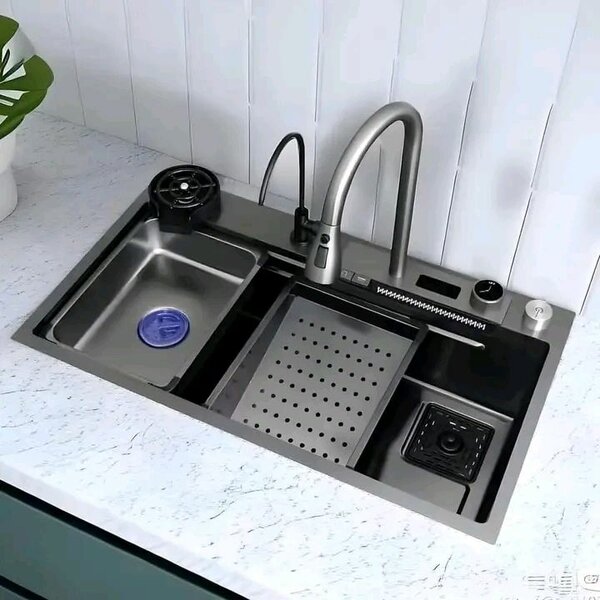 Kitchen sink