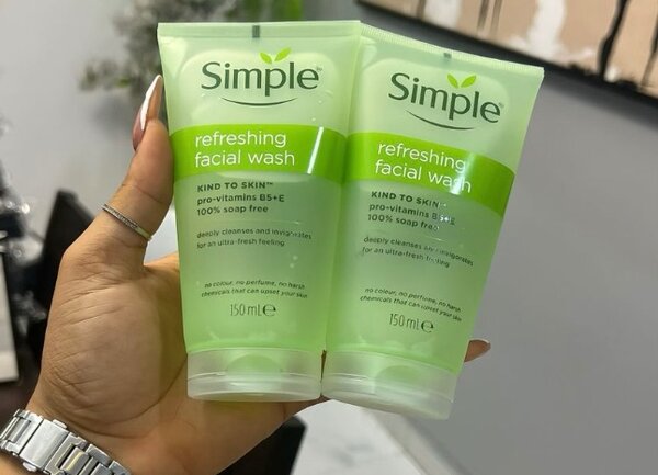 Simple face wash
