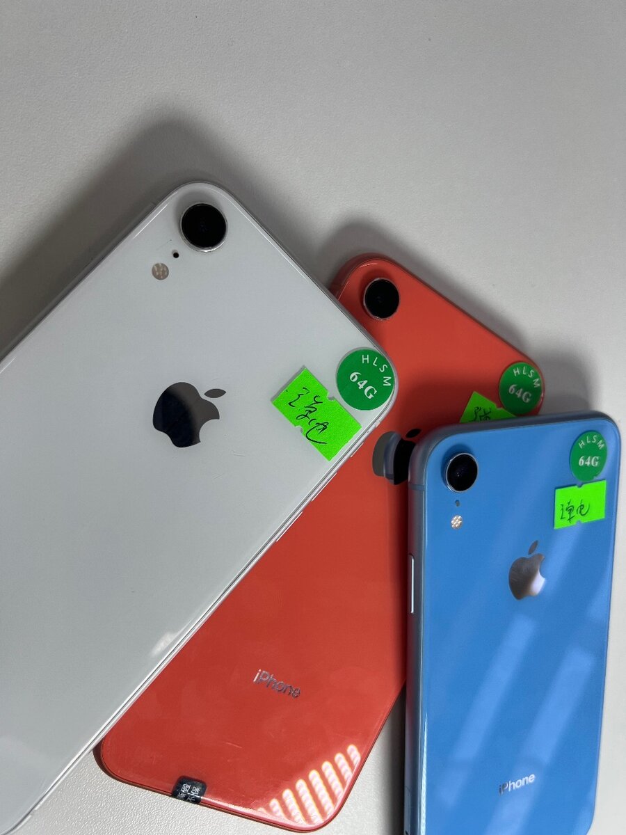 Fully functional iPhone xr 64g