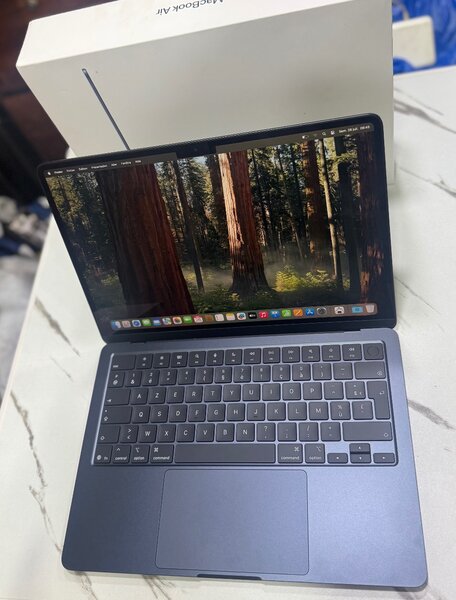 MacBook Air 13 m4 2025
