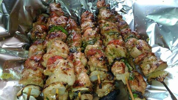 Brochettes de poulet grillées