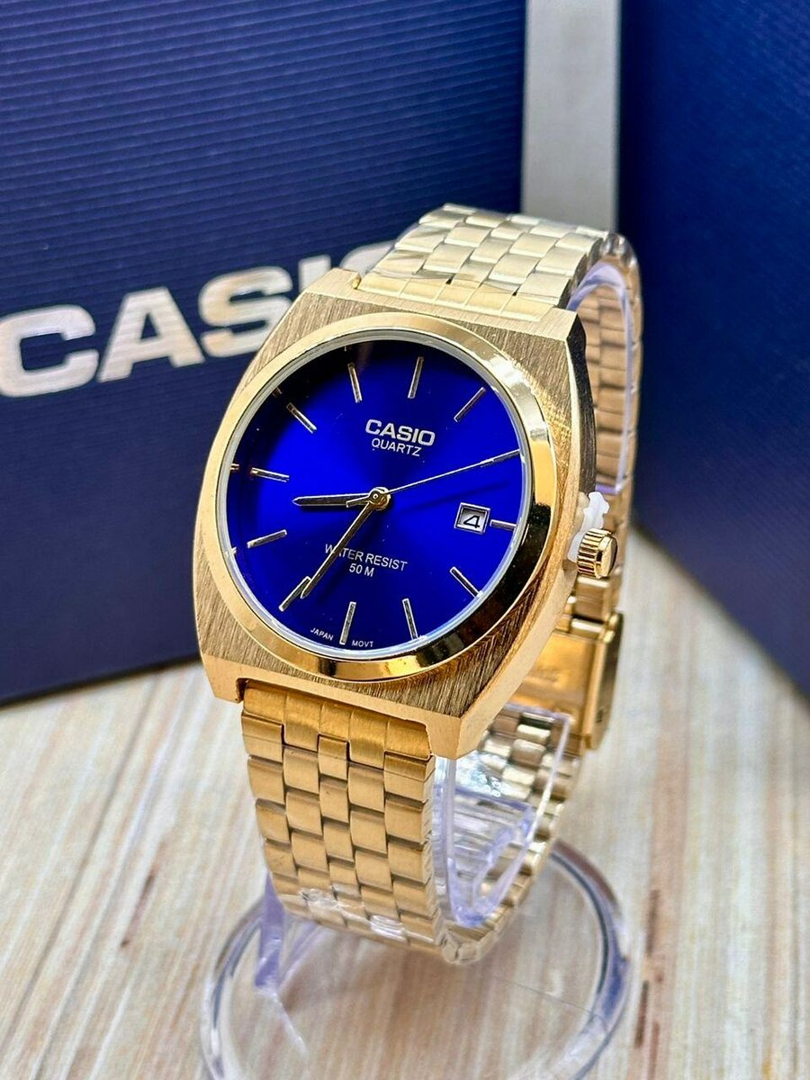MONTRE LUXE HOMME  CASIO