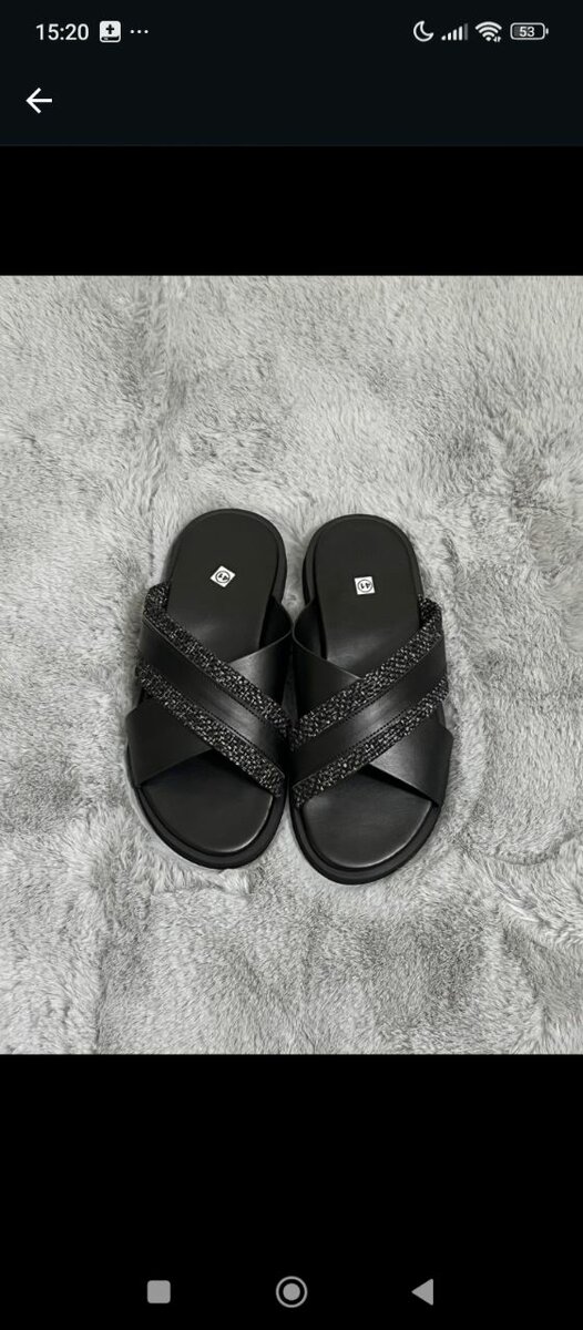 Sandales Croisées Élégantes