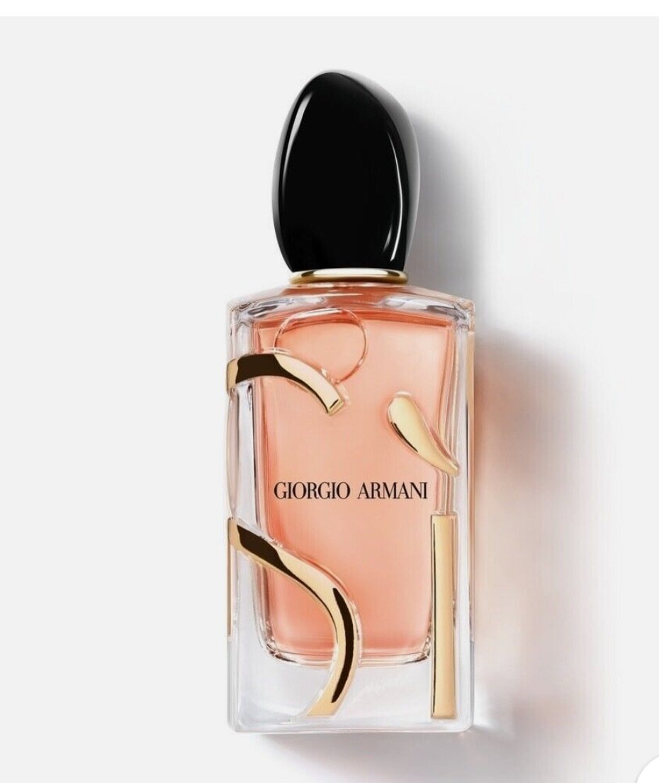 Si Giorgio Armani