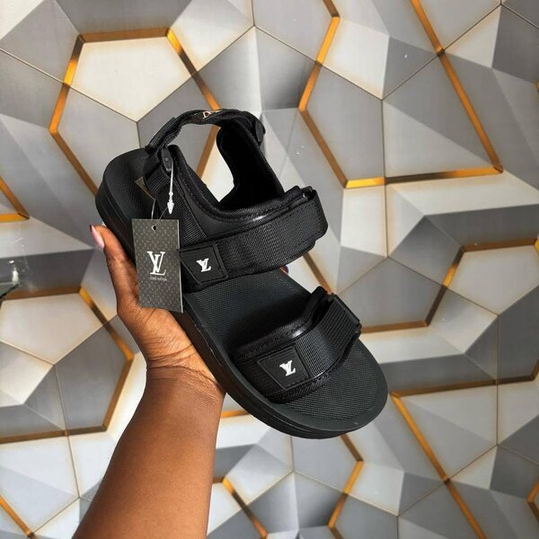 Sandales Noires Élégantes Homme