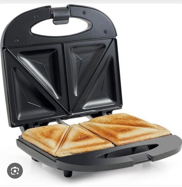 Electric sandwich maker