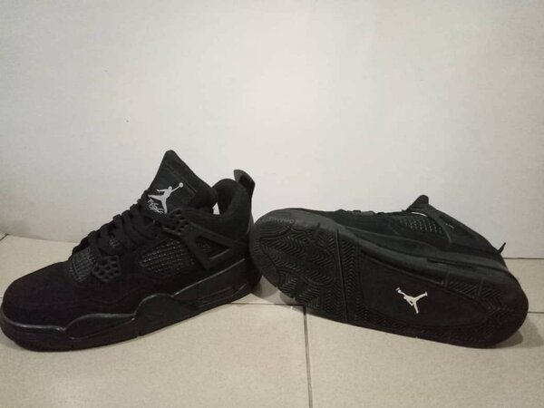 Jordan 4