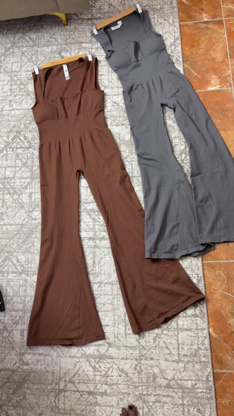 Combinaison moulante femme