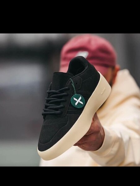 Sneakers tendance noires