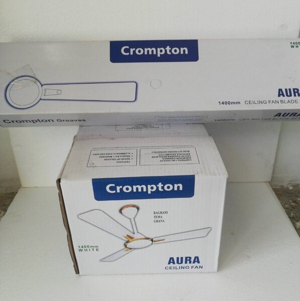 Crompton Aura ceiling fan (1400mm)
