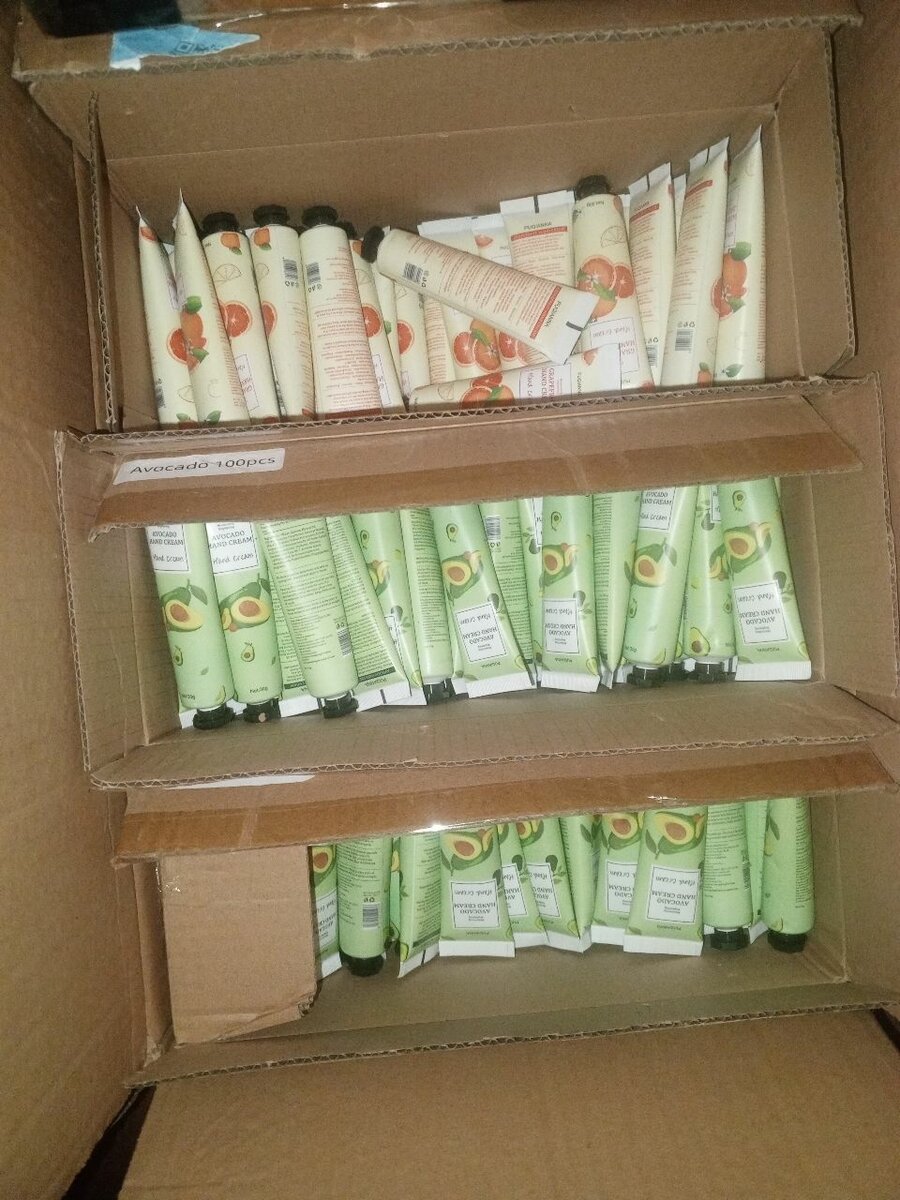 Fruity handcreams (100 pieces)