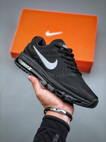 AIR MAX