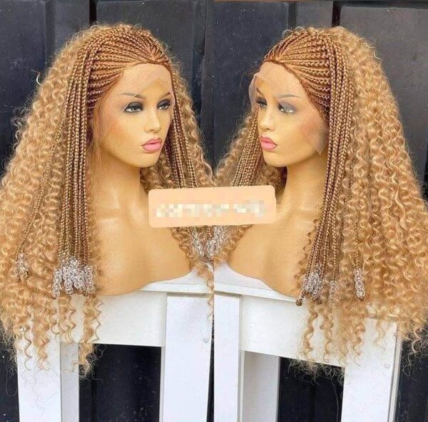 Perruque Tressée Bouclée