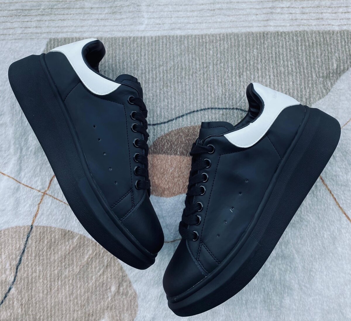 Ma Qeen now available