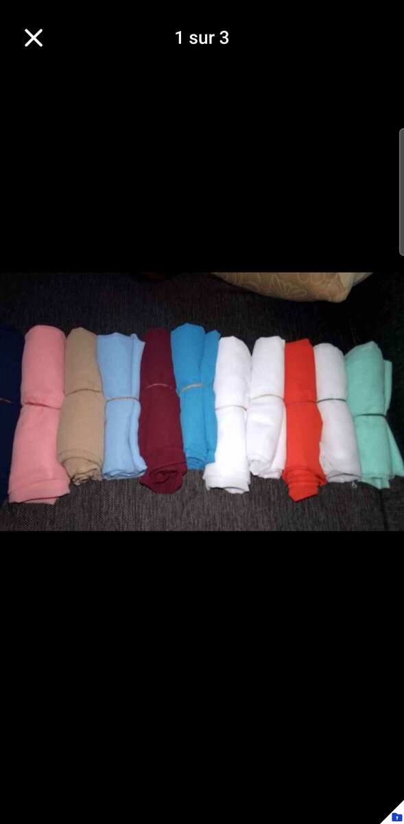 Lot de tissus colorés