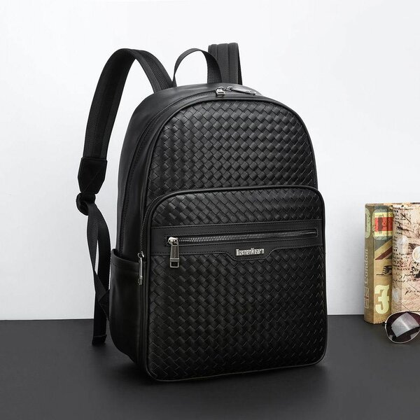 Sac à dos en cuir tressé élégant