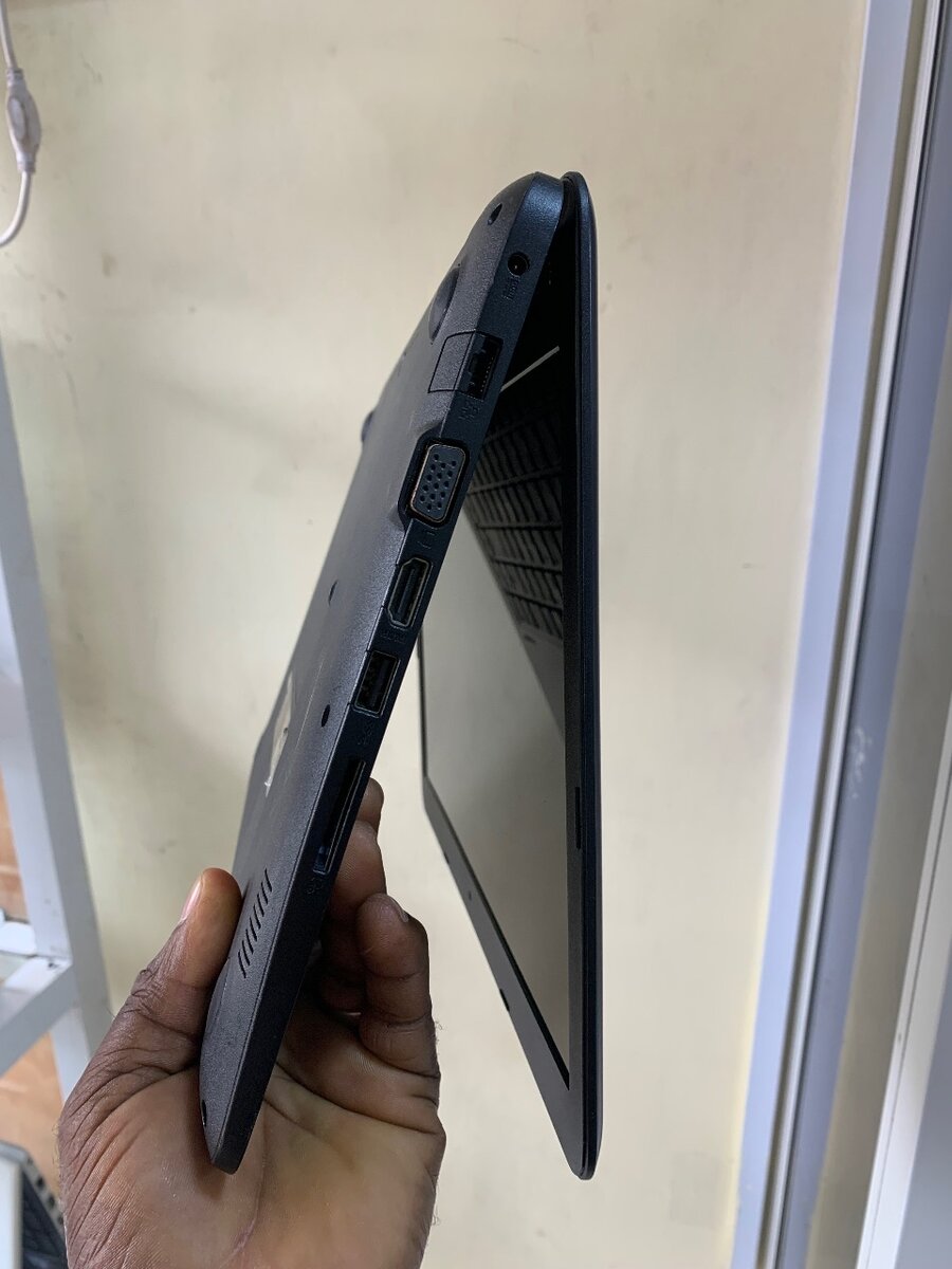 ASUS E402M Sonic Master