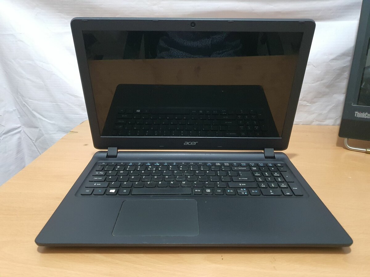 Acer Aspire ES1-572