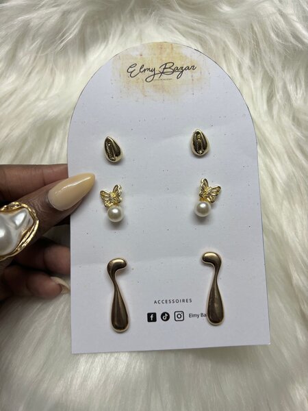 Boucles d'oreilles dorées élégantes