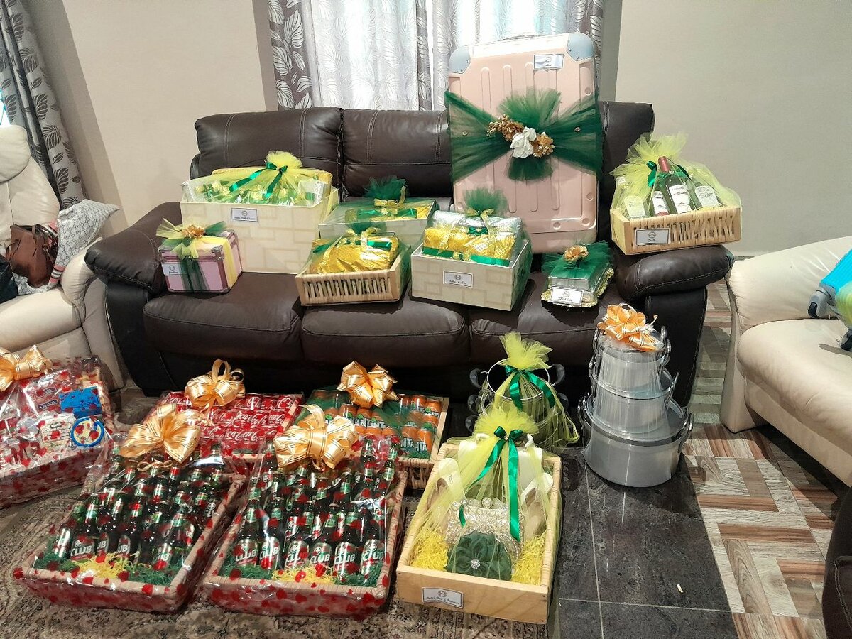 Beautiful Engagement Dowry wrapping