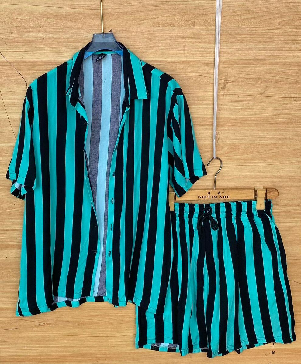 VINTAGE SHIRT TOP AND DOWN SHORTS