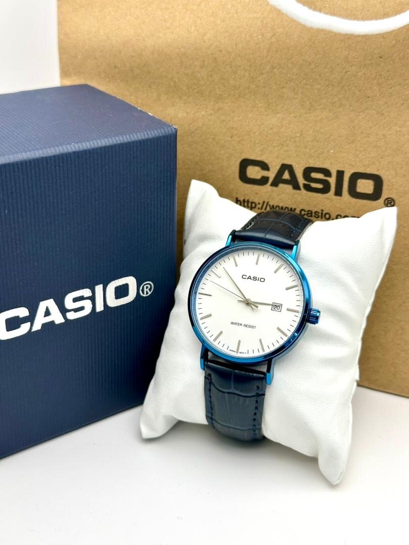 Montre Classique Casio Homme