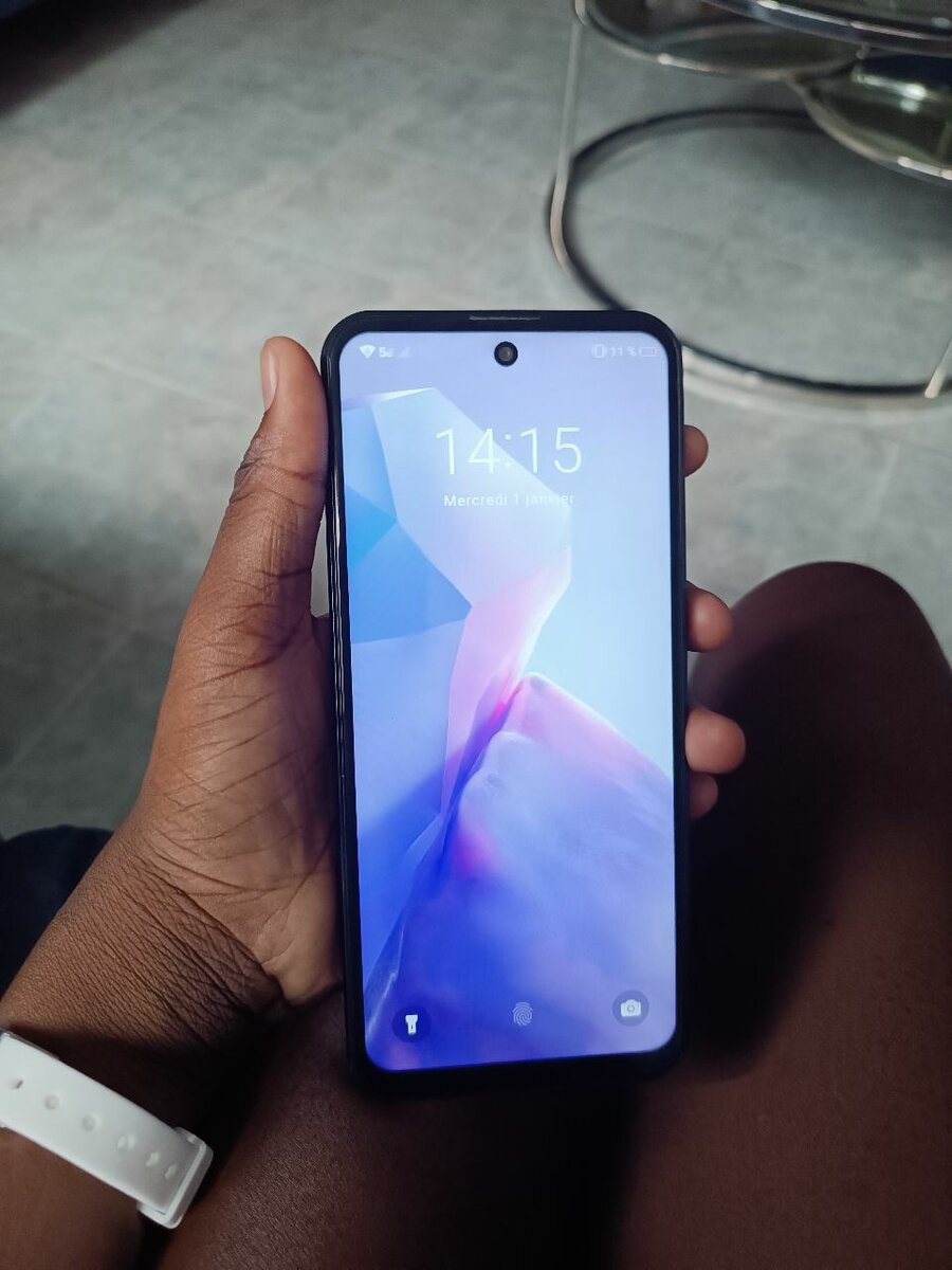 Tecno camon 20