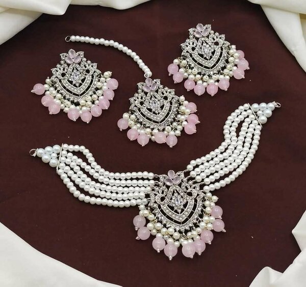 Ladies 3pc weddings set Nackless bindi topas