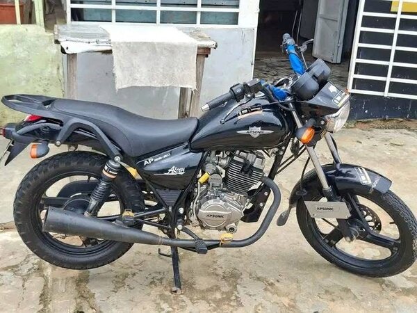 Moto Apsonic 125cc Noire