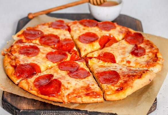 Pizza Pepperoni Classique moy