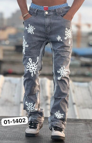 Jeans décontractés avec motifs originaux