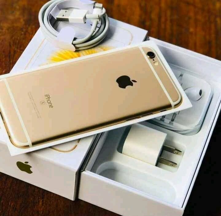 iPhone 6s avec accessoires