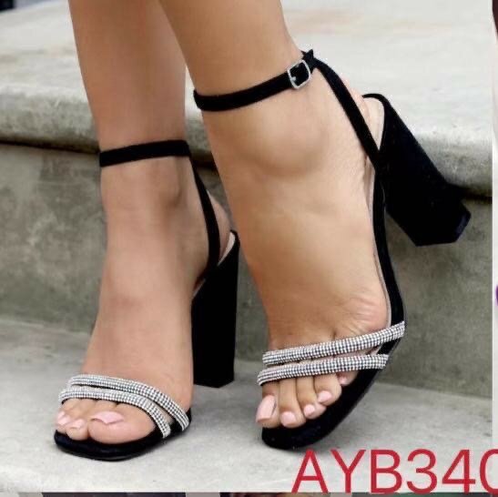 Ladies heeled Sandals