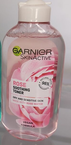 Garnier rose soothing toner