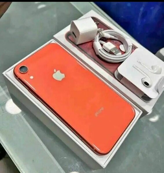 iPhone XR Rouge Neuf