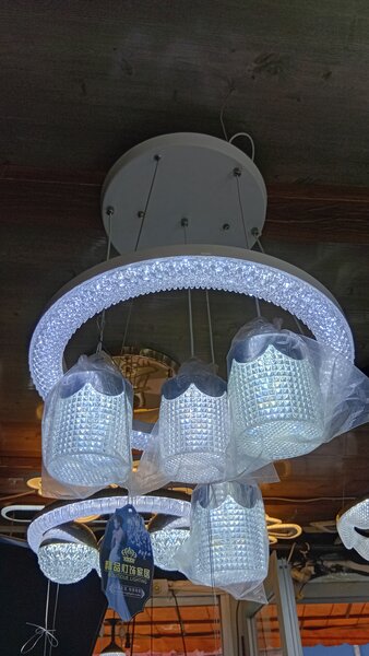 Lustre LED cristal moderne