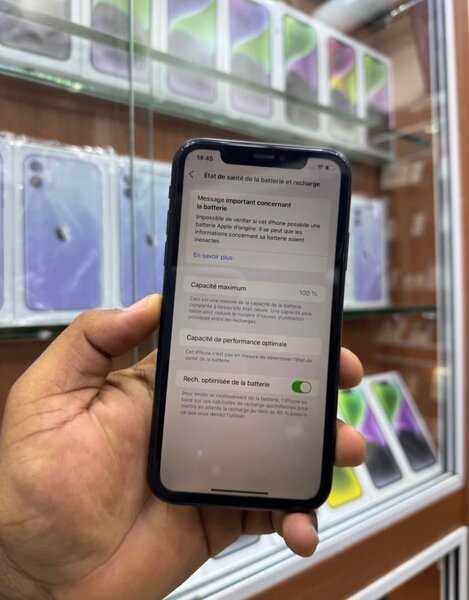 iPhone XR - 64 Go - Noir