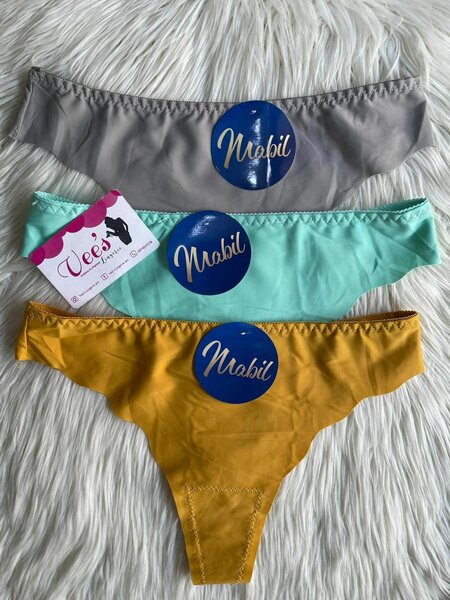 Strings et culottes pour femmes