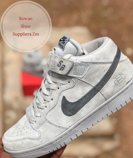 Grey Nike Sneakers size 6-10