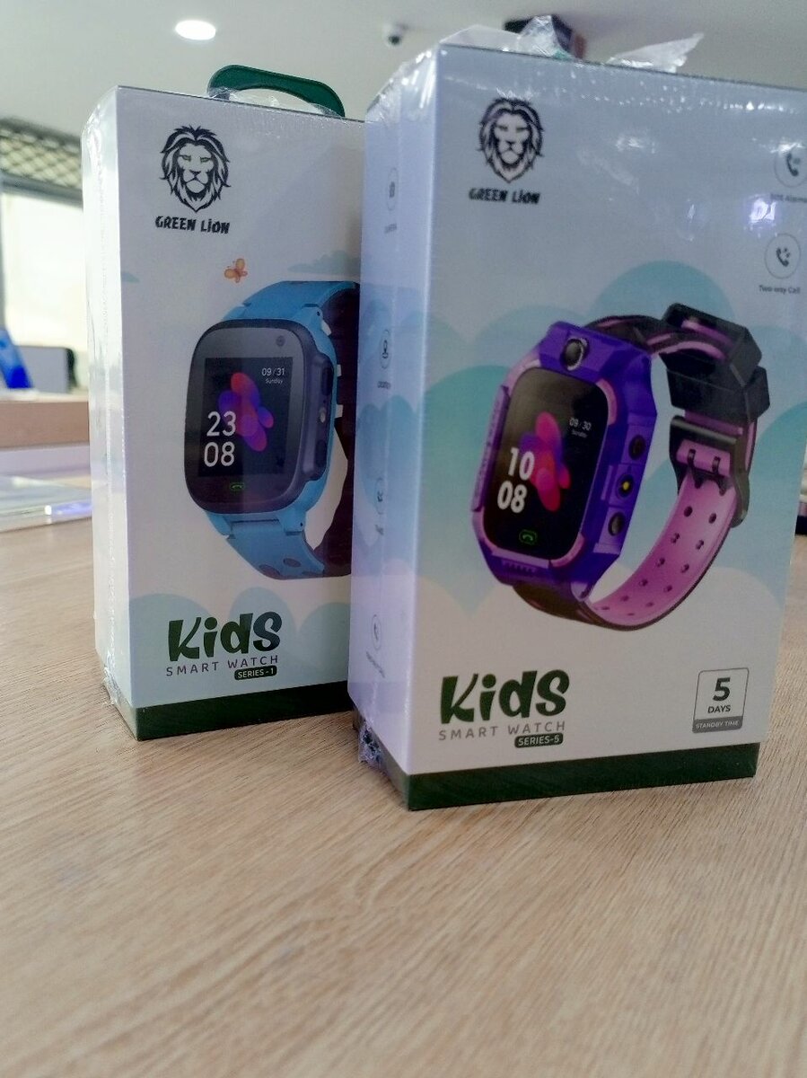 Green lion kids smart watch