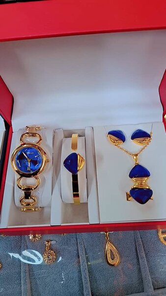 Elegant Watch and Jewelry Set