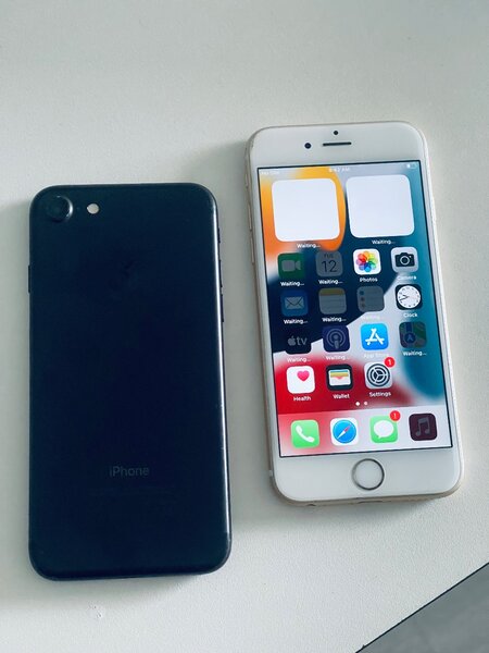 PRE OWNED IPHONE 7 128gb