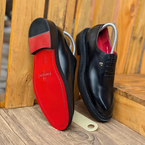 Genuine leather shoes