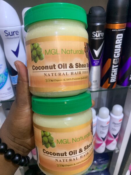MGL coconut and shea butter pomade