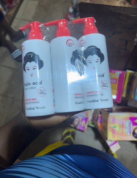 Lotion pour le Corps à l'Acide Kojic