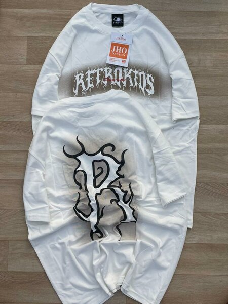 T-shirts oversize modernes