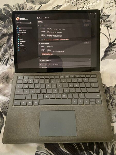 Microsoft surface laptop