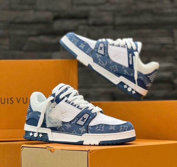 Louis Vuitton Sneakers Unisex