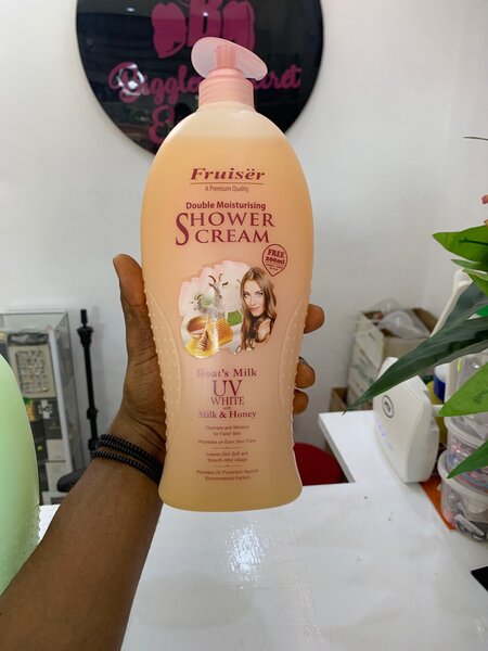 Frusiser shower cream